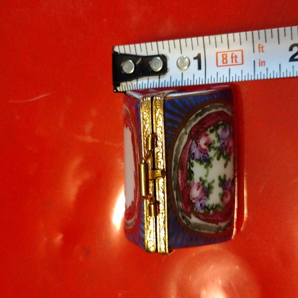 Authentic porcelain Limoges Blue purse with flowers all hand painted - Picture 7 of 7